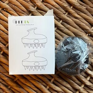 HEETA Black Hair Scalp Massage Shampoo Brush, NIB